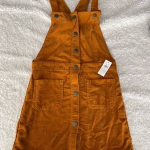 Girls size 10 Mustard corduroy jumper/skirttail